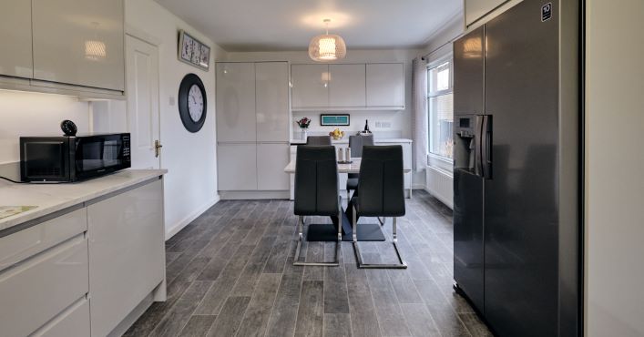 Strada Kitchen