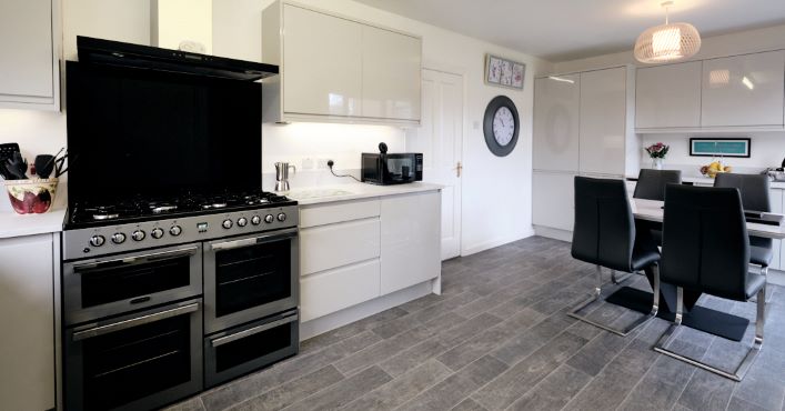 Strada Kitchen